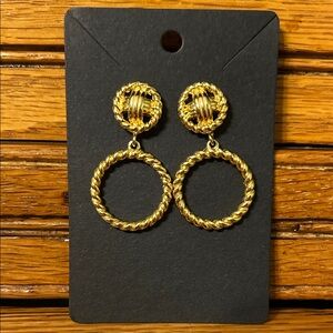 Monet Gold-Tone Dangle Wreath Earrings Vintage